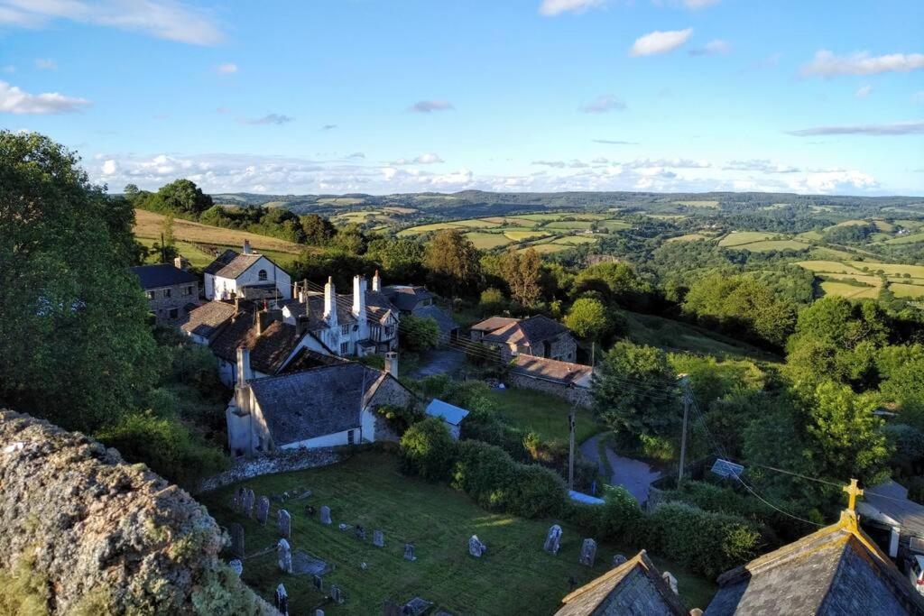 The Dairy - Quaint 1Br In Dartmoor National Park Villa Hennock Buitenkant foto